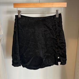 NWOT ZARA SKIRT